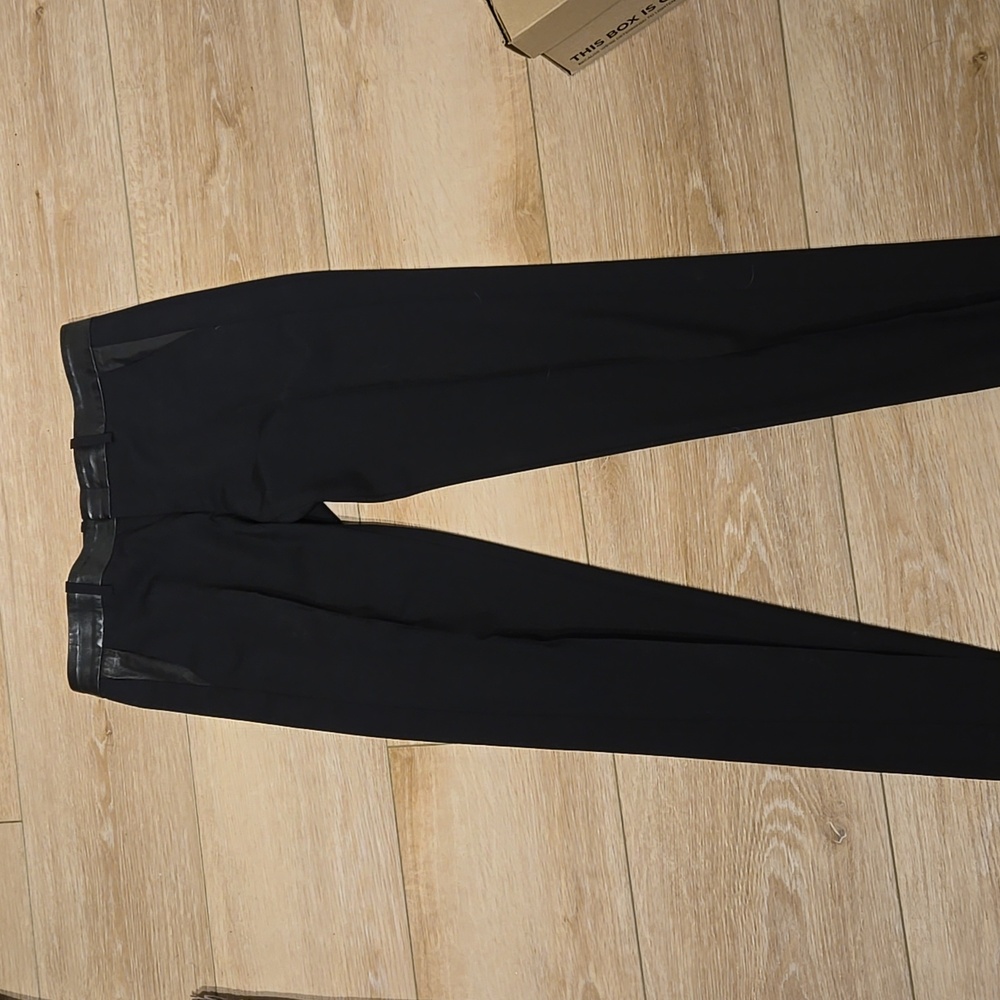 Vince tuxedo style tapered pants, size 4, black